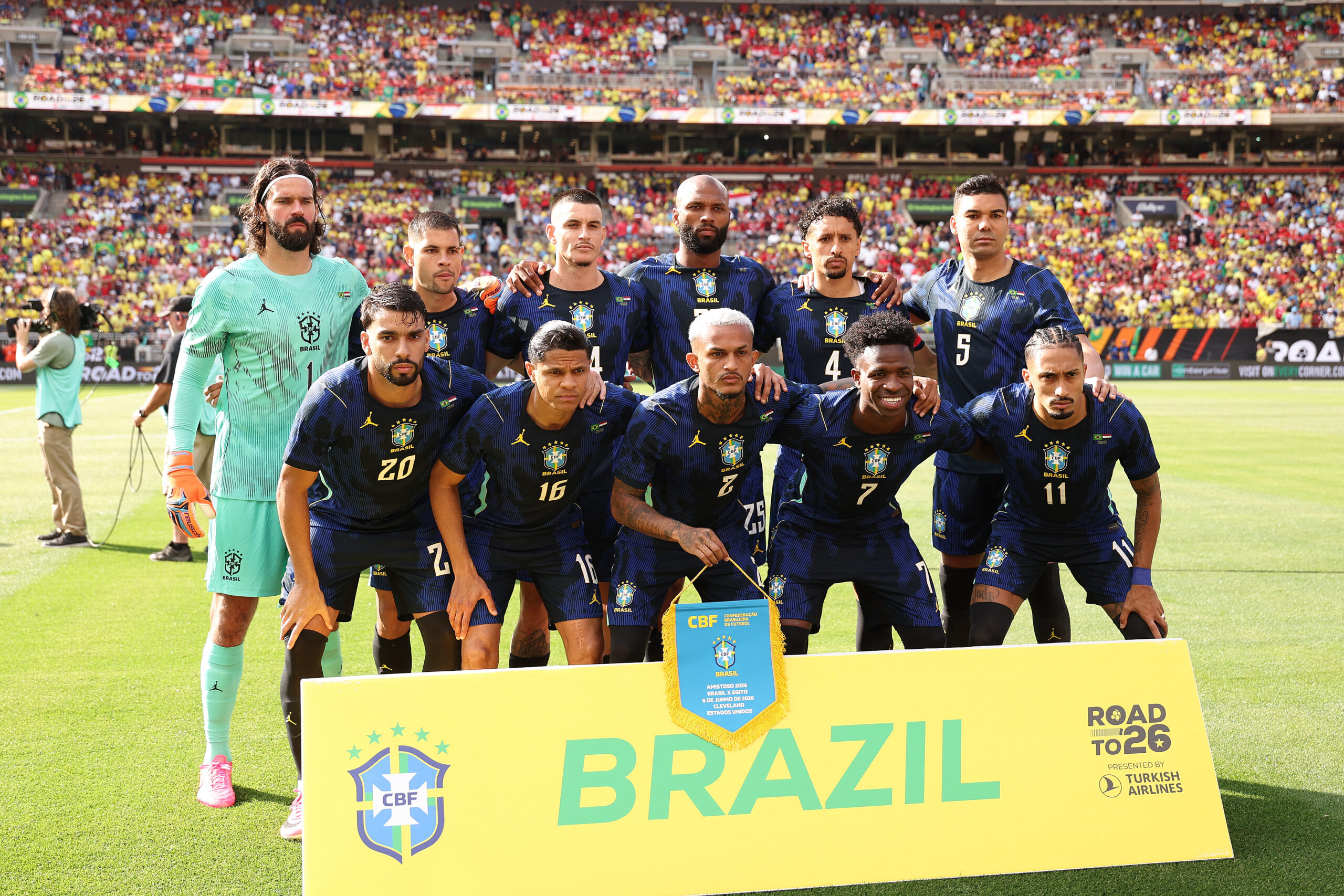 Descubra atuações: marquinhos falha e endrick resolve para o brasil em amistoso