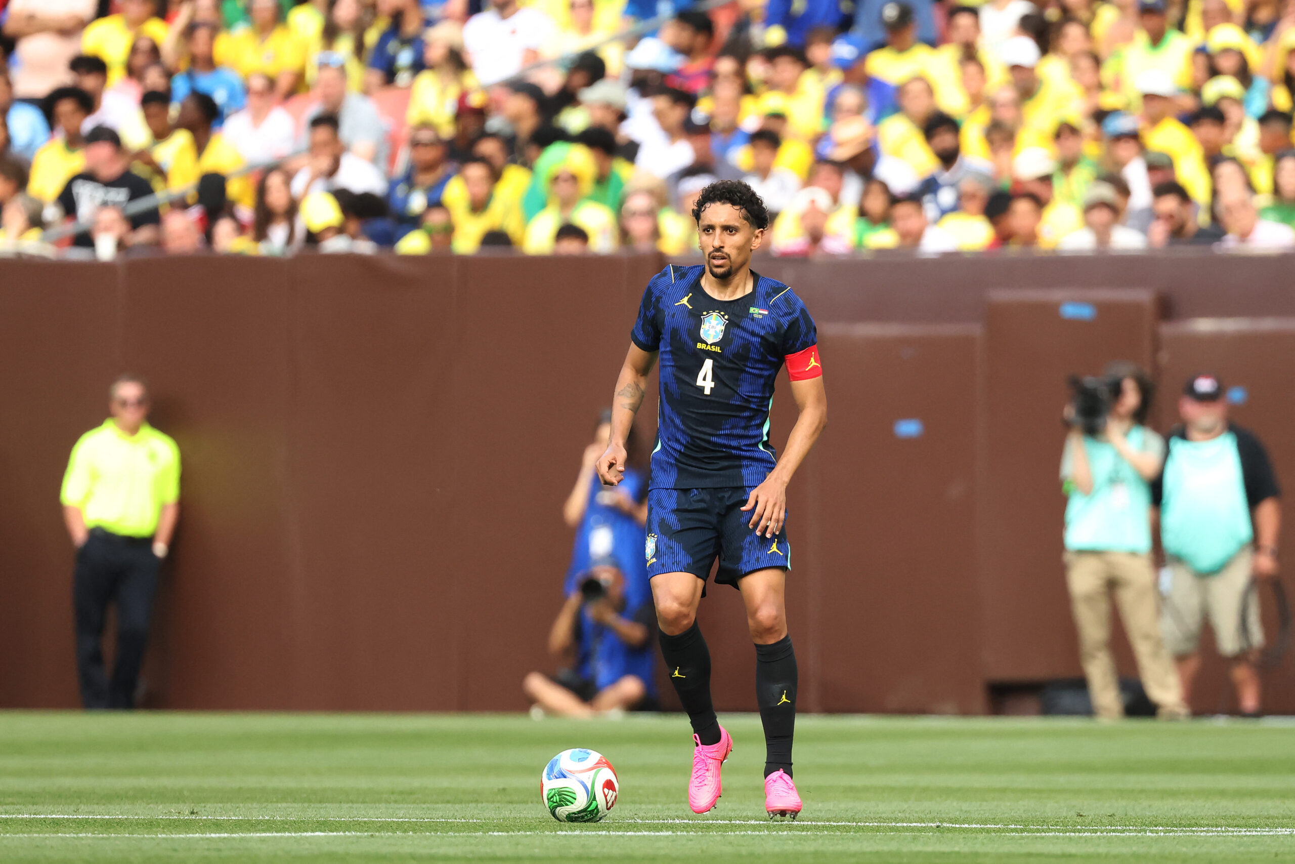 Marquinhos alcança 105 partidas pela Seleção e mira top 6 em caso de oito jogos na Copa