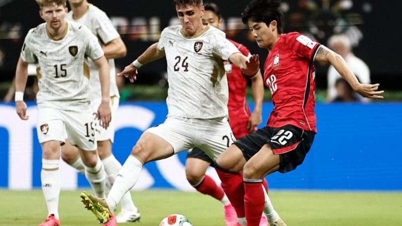 Galeria de fotos do jogo entre Coreia do Sul e República Tcheca na 1ª rodada da fase de grupos da Copa do Mundo
