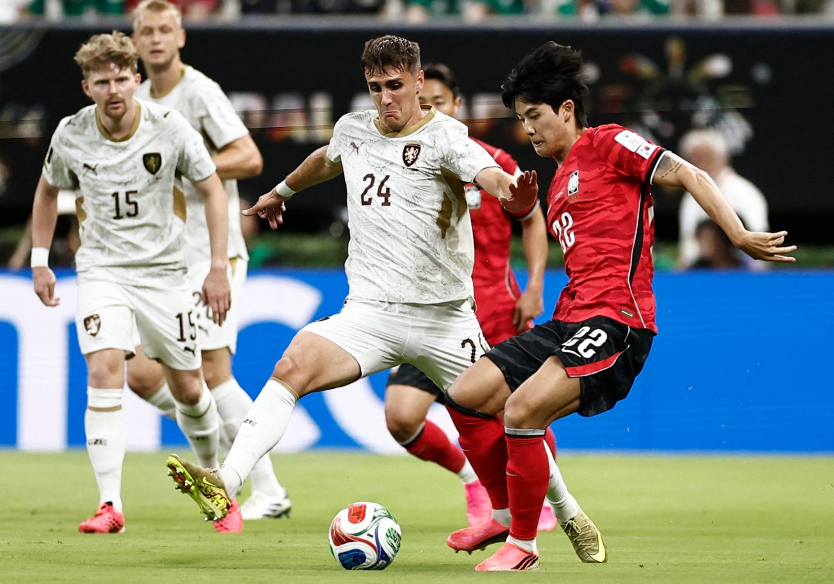 Galeria de fotos do jogo entre Coreia do Sul e República Tcheca na 1ª rodada da fase de grupos da Copa do Mundo
