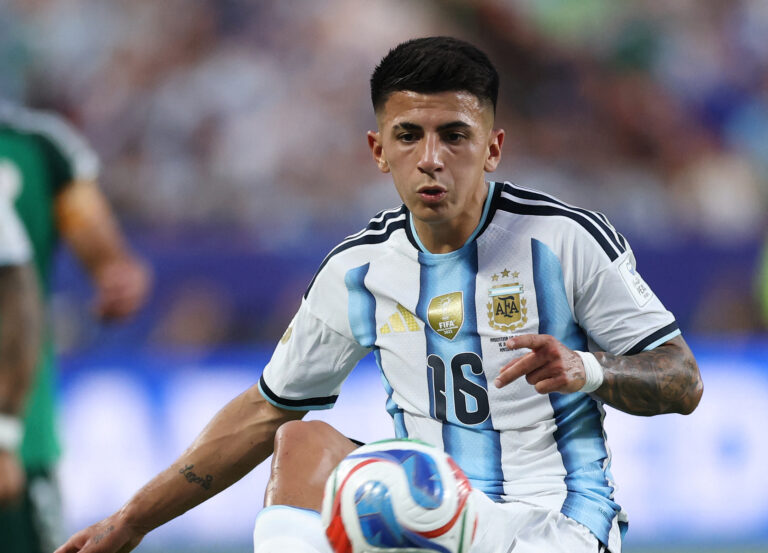 Thiago Almada entra na mira do futebol árabe com proposta do Al-Ahli