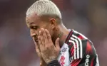 Veja como ex-flamengo, wesley é flagrado mancando muito após brasil x egito e eleva risco de corte