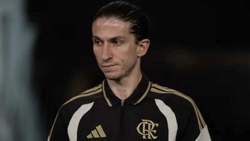 Filipe Luís avança na obtenção da licença UEFA Pro e fica perto de assumir oficialmente o Monaco