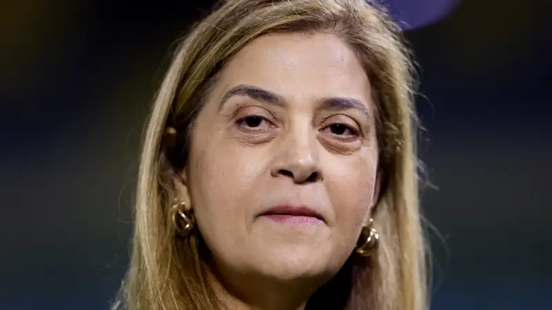 Veja como leila pereira defende venda bilionária da saf do vasco a enteado marcos lamacchia