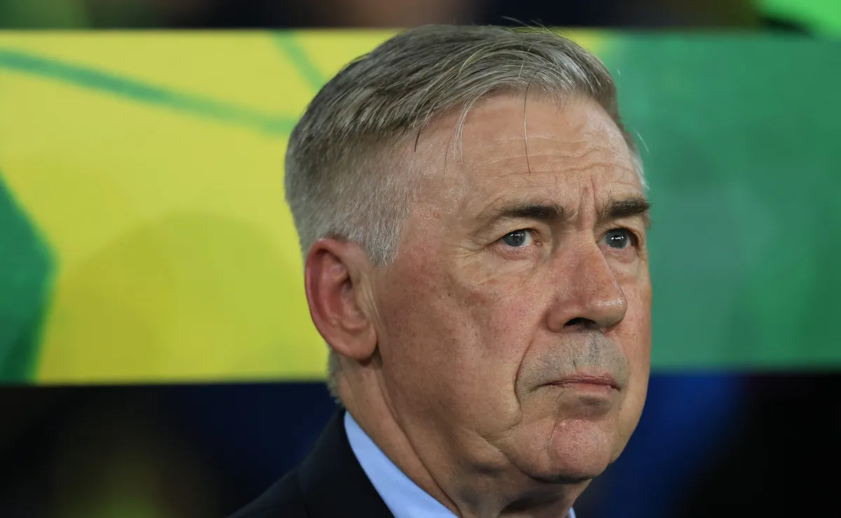Ancelotti explica convocação de Éderson e diz confiar em Danilo e Ibañez para laterais