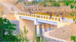 Moradores financiam ponte de R$ 162 mil em Khost após pedidos ignorados por autoridades locais