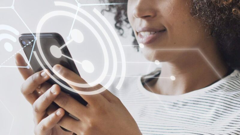 Conheça cientistas apontam idade ideal para primeiro smartphone na adolescência
