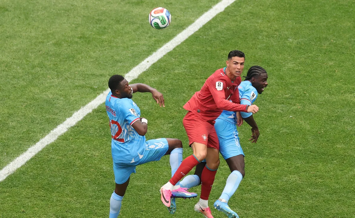 Thierry Henry critica postura de Cristiano Ronaldo após empate de Portugal com Congo