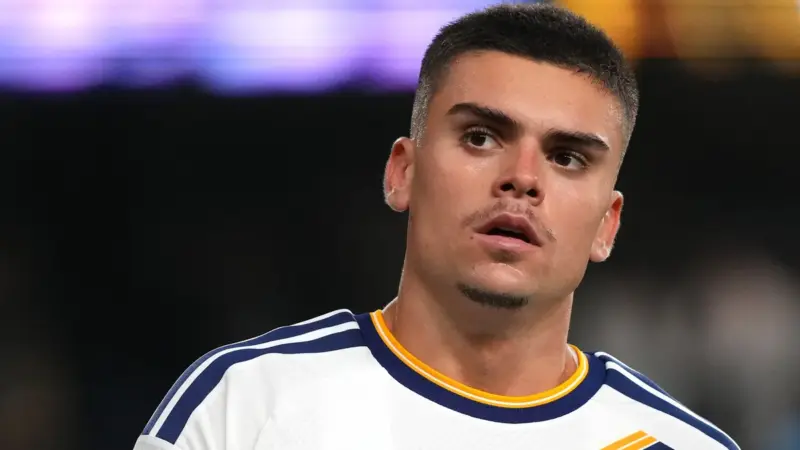 Veja como cruzeiro enfrenta dificuldade para chegar a acordo financeiro por gabriel pec