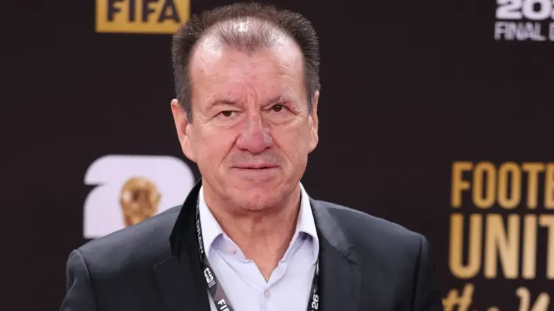 Dunga diz que jejum de 24 anos pode favorecer o Brasil rumo à Copa do Mundo de 2026