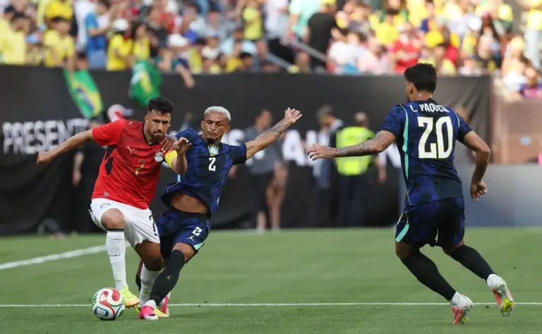 Saiba mais sobre raphinha comenta sobre lesão de wesley, ex-flamengo e lamenta sobre lesão: “muito complicado”