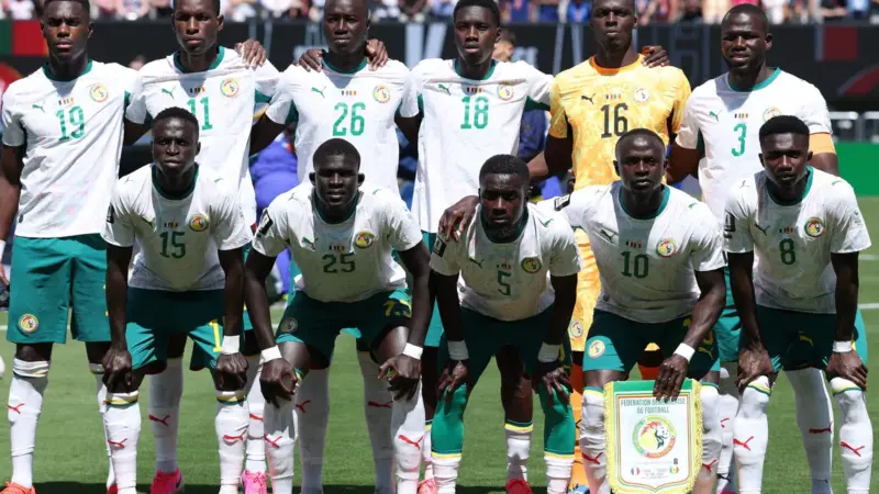 Senegal enfrenta crise interna na Copa do Mundo entre atrasos de bônus e reclamações de alimentação