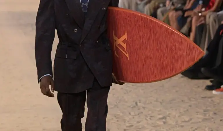 Como a cultura negra do surfe inspirou o desfile da Louis Vuitton SS27