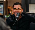 MC Menor da VG abre nova fase da carreira com o álbum “Sarcástico”