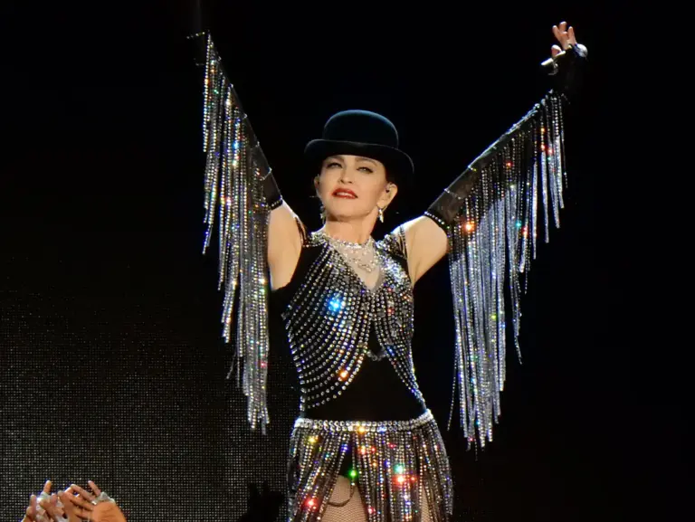 Madonna diz que cinebiografia sobre sua vida foi travada por impasse com a Universal Pictures