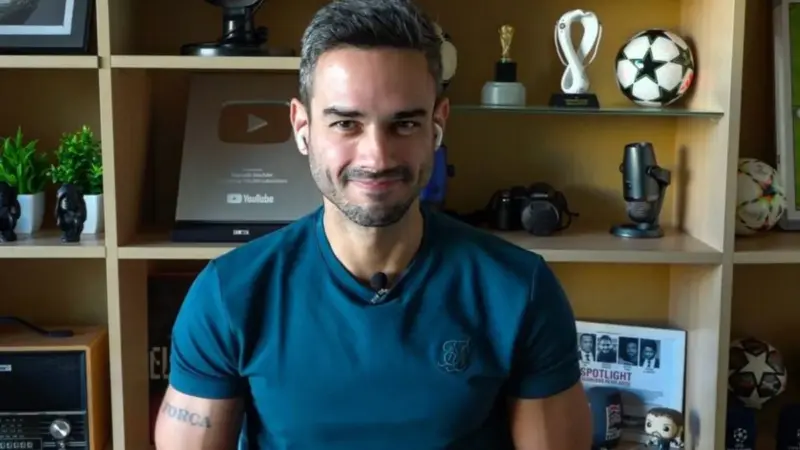 Marcelo Bechler diz que Seleção está abaixo do Barcelona e relaciona queda de Raphinha ao nível do elenco