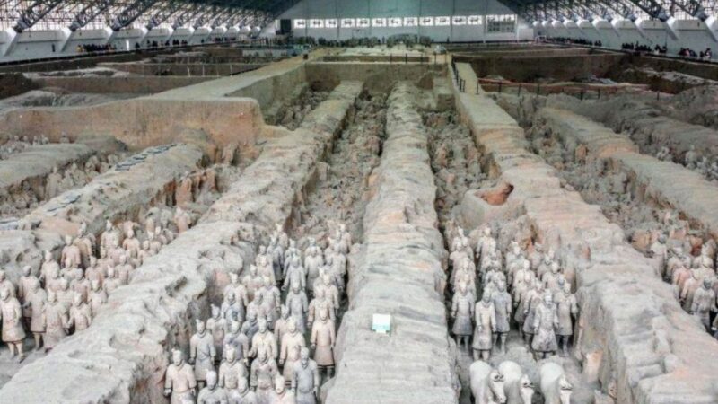 Agricultores encontram Exército de Terracota enquanto cavavam poço durante seca em 1974