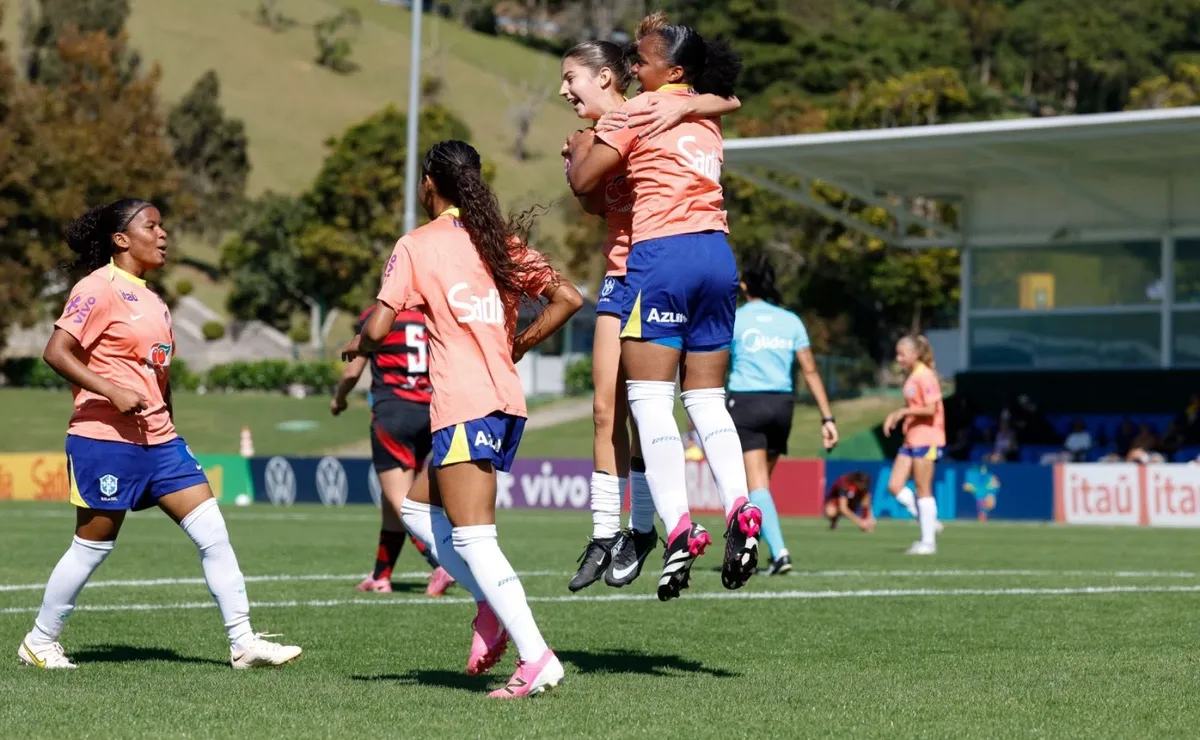 Seleção Brasileira Feminina Sub-15 encerra preparação na Granja Comary para a Liga Evolução