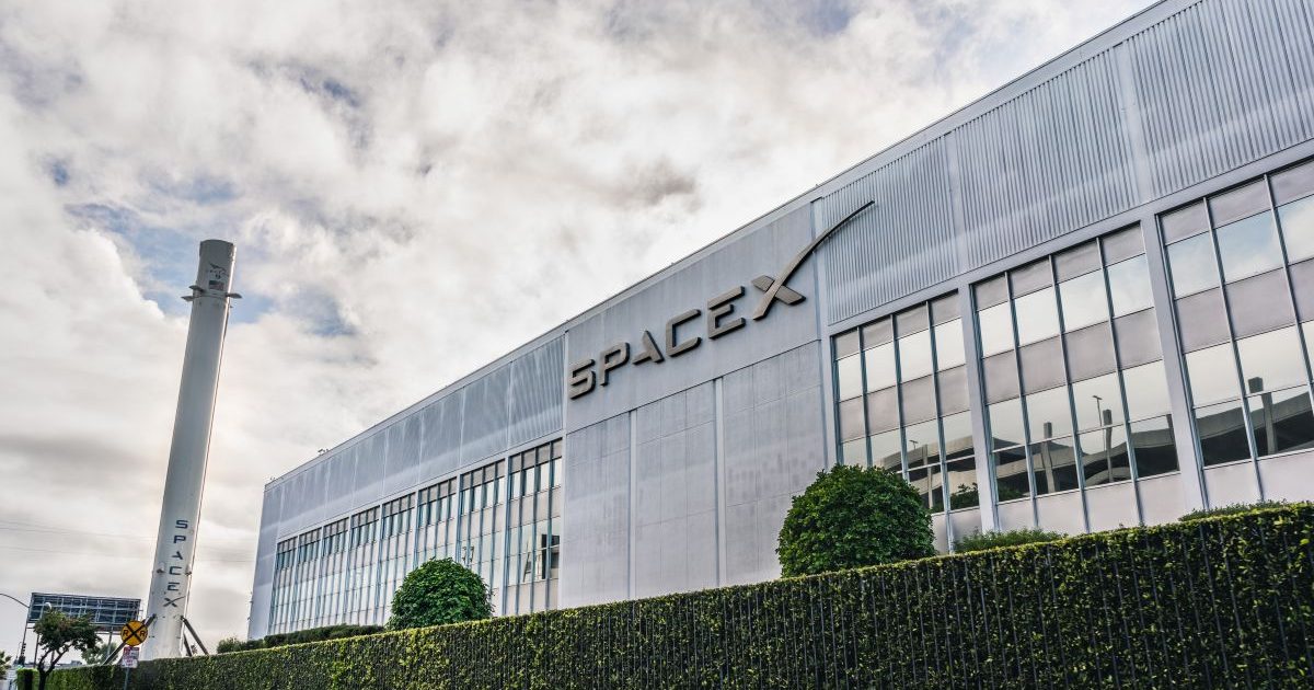 SpaceX enfrenta primeiro dia de negociação em Wall Street após IPO recorde de US$ 75 bilhões