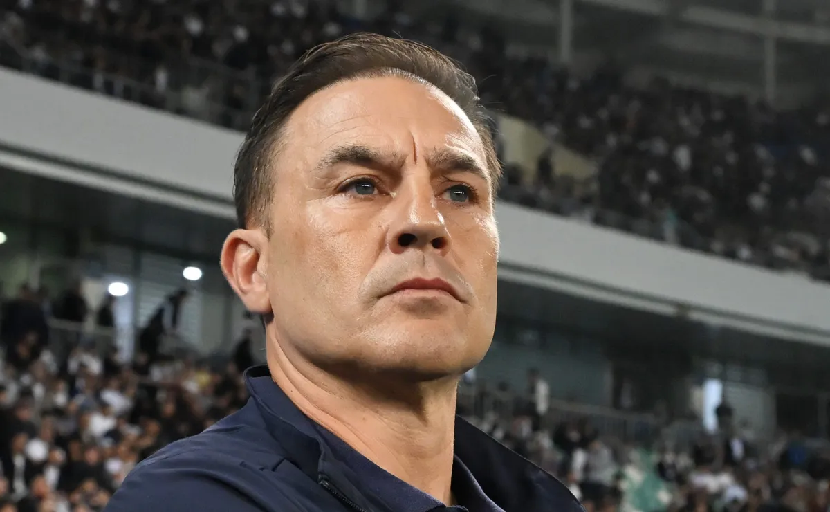 Cannavaro deve promover mudanças e Uzbequistão busca primeiro ponto contra RD Congo