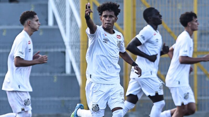 Nadson marca pelo sub-17 e mira clássico contra o Palmeiras pelo sub-20