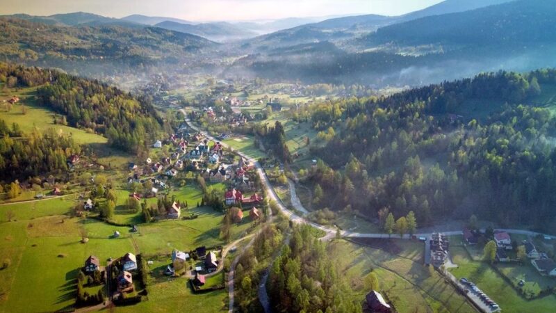 Zawoja: a vila mais longa da Polônia se estende por 18 km entre montanhas