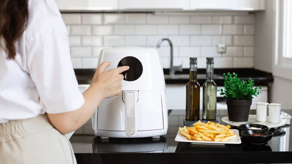 Receita Federal abre leilão eletrônico em São Paulo com van a partir de R$ 8.600, air fryer e joias