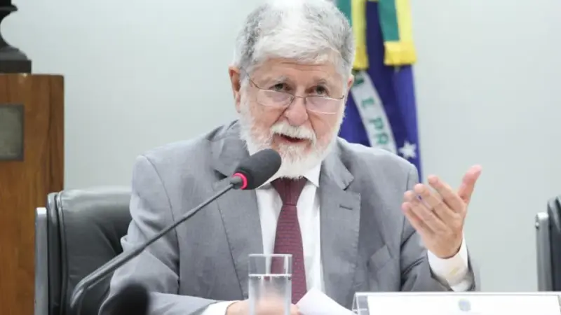 Governo seguirá “atento” a tentativas de influência externa nas eleições, diz Celso Amorim