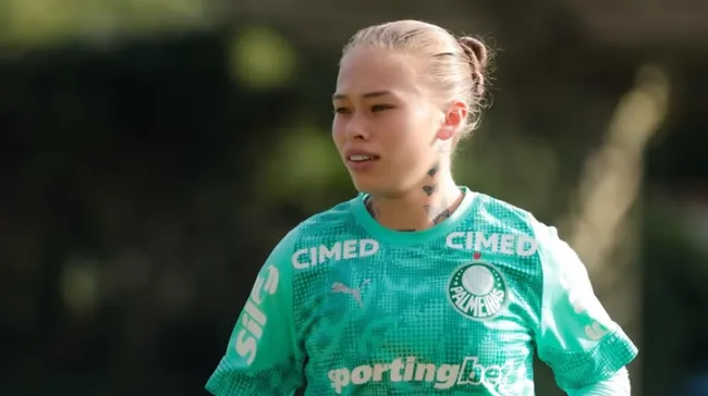 Palmeiras confirma compra definitiva da lateral Ana Guzmán e assina até 2028