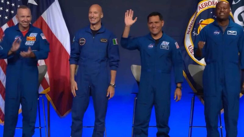 NASA anuncia os quatro astronautas da missão Artemis 3