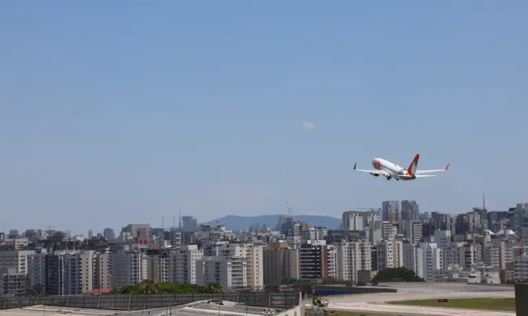 Governo libera R$ 661 milhões para reforço financeiro de companhias aéreas por alta do QAV
