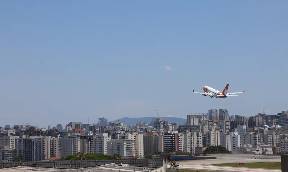 Governo libera R$ 661 milhões para reforço financeiro de companhias aéreas por alta do QAV