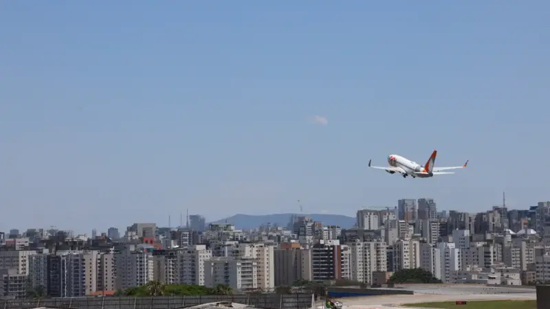 Brasil registra recorde de passageiros em voos domésticos nos cinco primeiros meses de 2026
