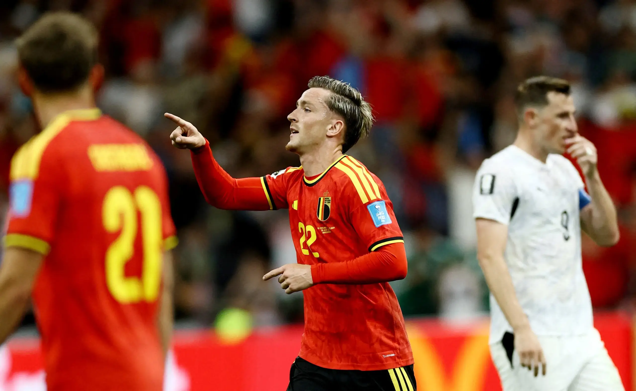 Bélgica vence Nova Zelândia por 5 a 1 e termina em primeiro no Grupo G