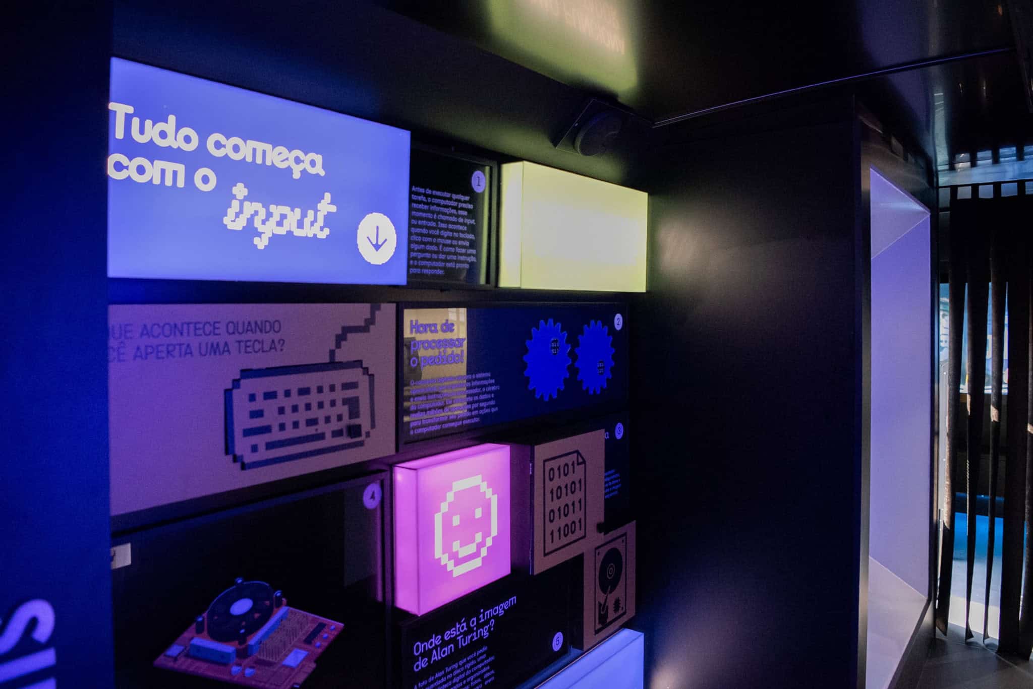Bit Bus: ônibus-museu já levou ciência a mais de 45 mil pessoas