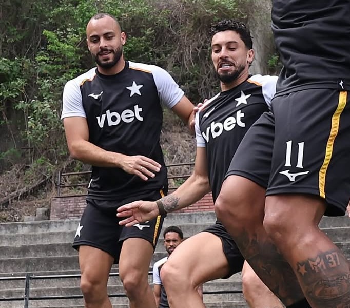 Governo sanciona Lei 15.427/2026 com novas regras para Sociedades Anônimas do Futebol