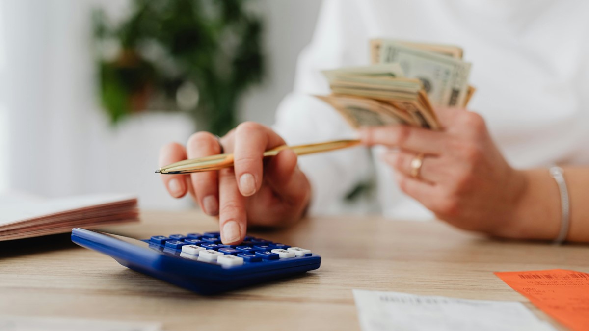 82% dos brasileiros relacionam problemas financeiros ao adoecimento mental, aponta pesquisa