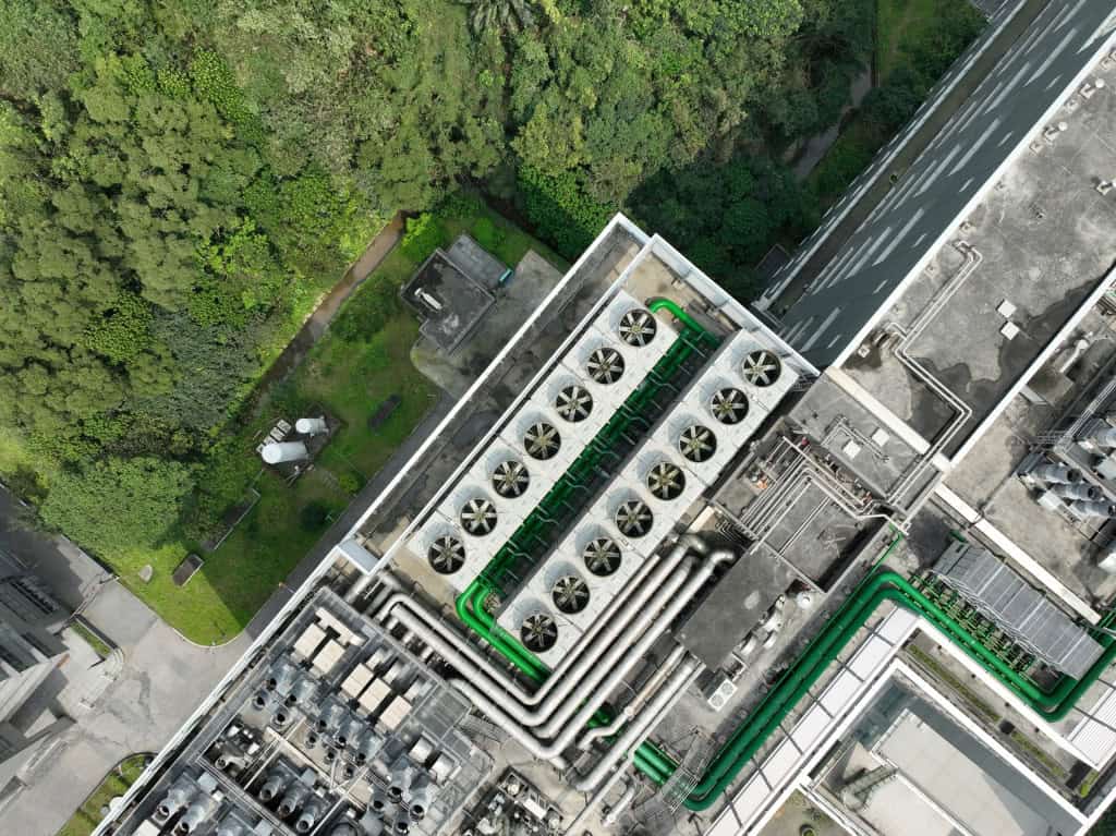 Entenda como google promete devolver mais água do que consome com seus data centers de ia