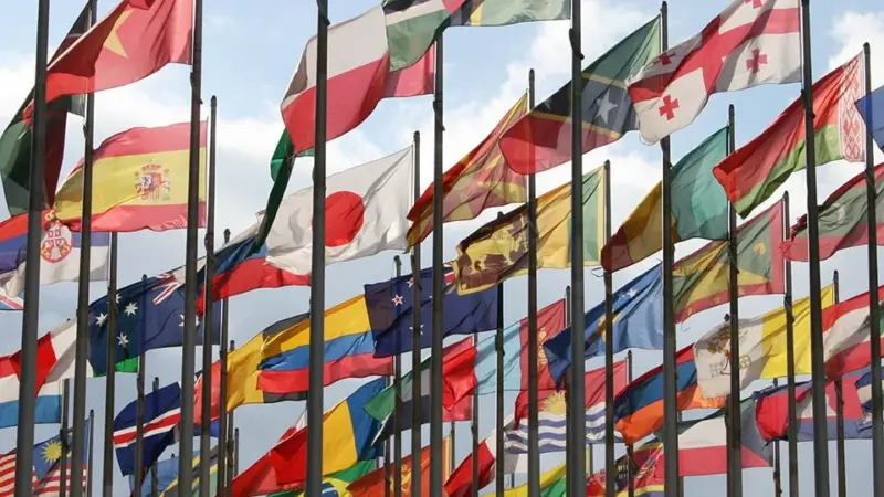 ETFs e BDRs permitem investir em empresas de 22 países participantes da Copa do Mundo