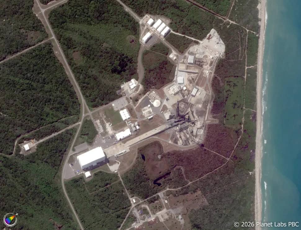 Descubra explosão de foguete da blue origin deixa marcas visíveis do espaço