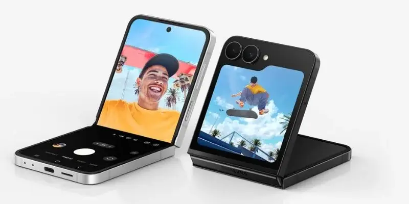 Galaxy Z Flip7 FE tem preço mais baixo da história no Mercado Livre, em oferta da loja oficial da Samsung