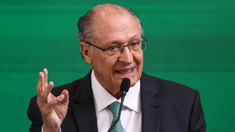 Entenda como alckmin defende cooperação global para enfrentar desafios da aviação