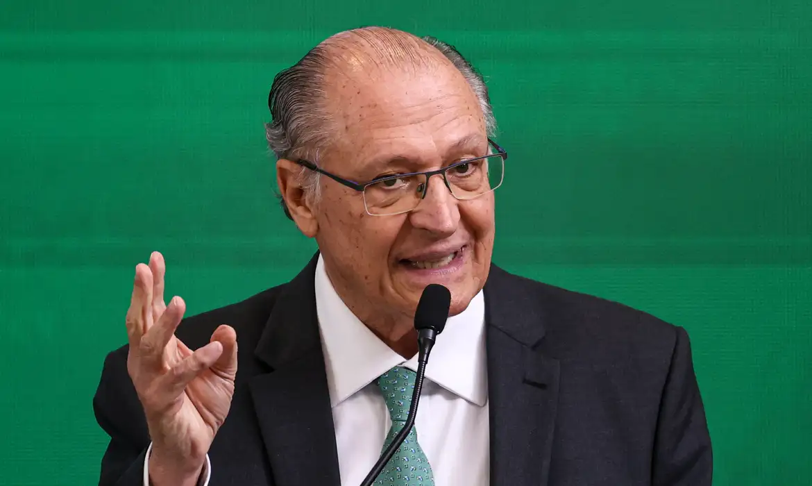 Entenda como alckmin defende cooperação global para enfrentar desafios da aviação