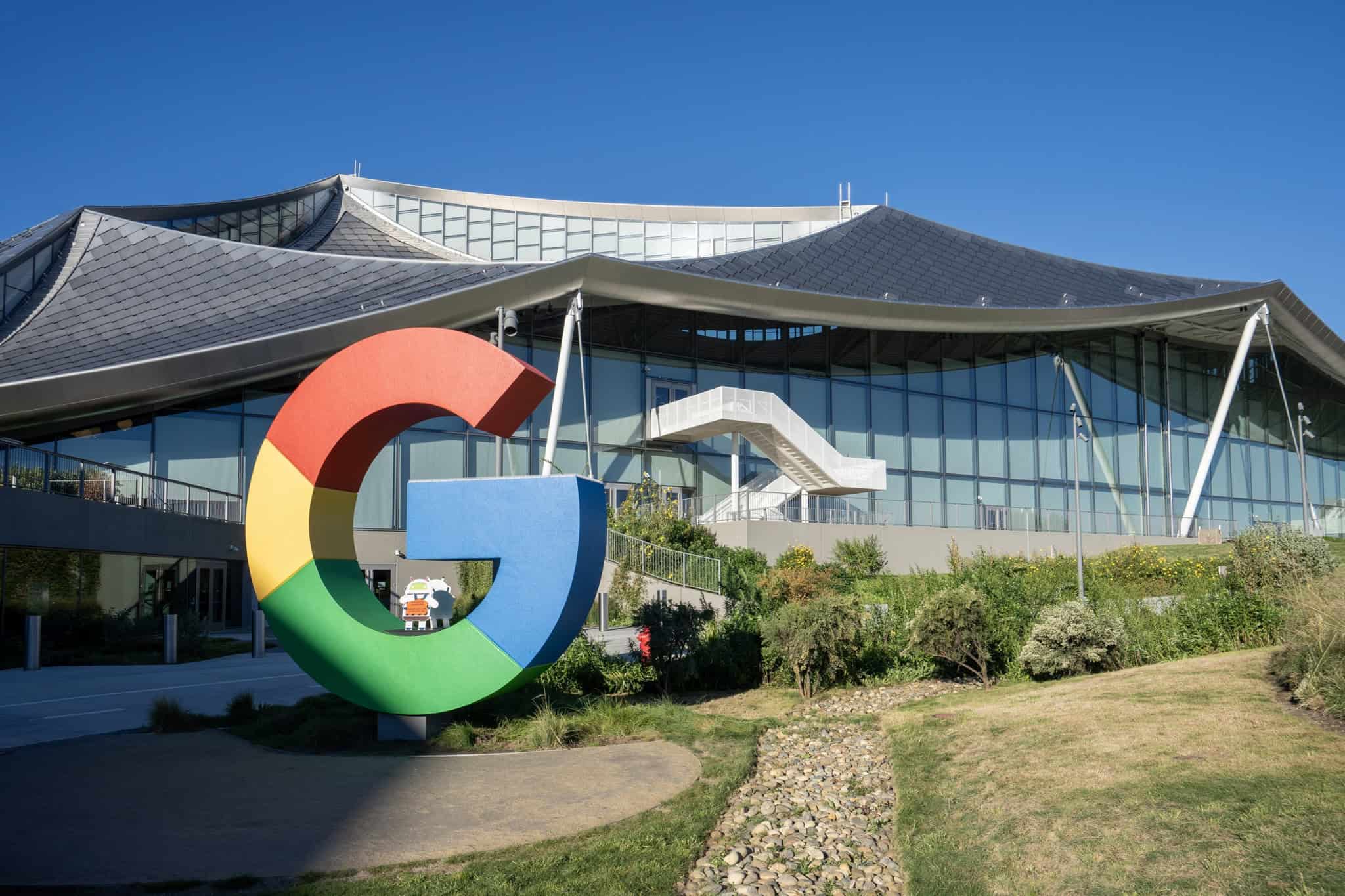 Google negocia com Samsung para que sul-coreana fabrique parte de chip de IA de nova geração