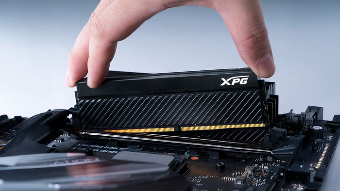 Executivo da AMD diz que preços da memória DDR5 não devem cair antes de 2028