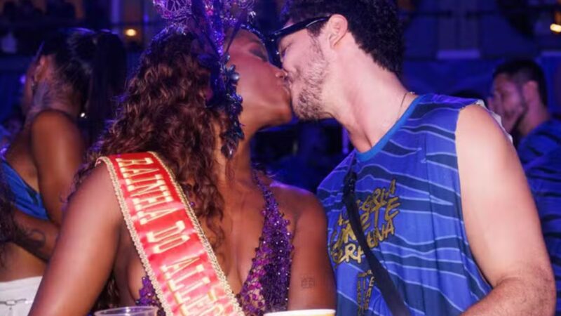 Saiba mais sobre juntos na vida real, iza e joão vitor estão em filme que tem “namoro de fachada” e cancelamento