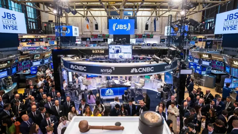 JBS completa um ano na NYSE e busca inclusão nos grandes índices americanos para atrair capital passivo