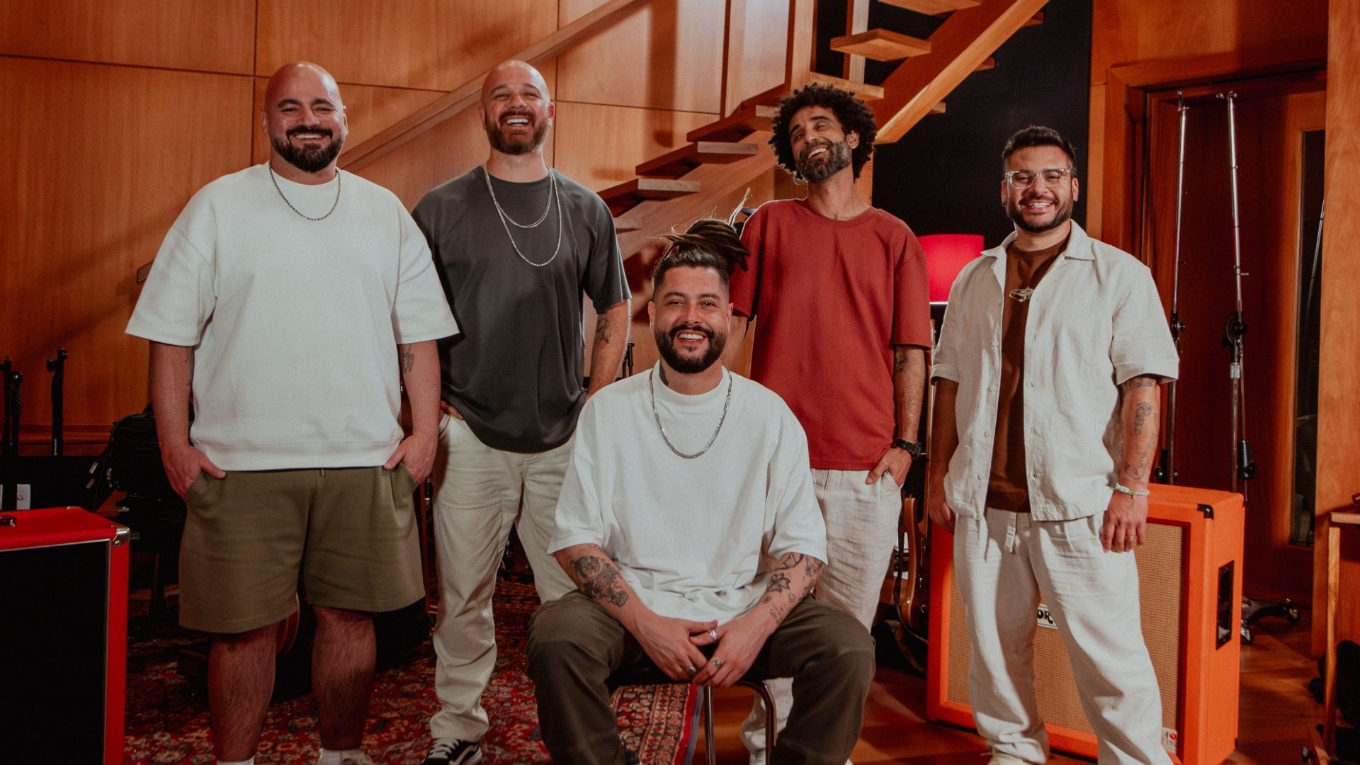 Maneva lança EP “Reggae Sua Fé” e inicia nova fase após 20 anos de carreira