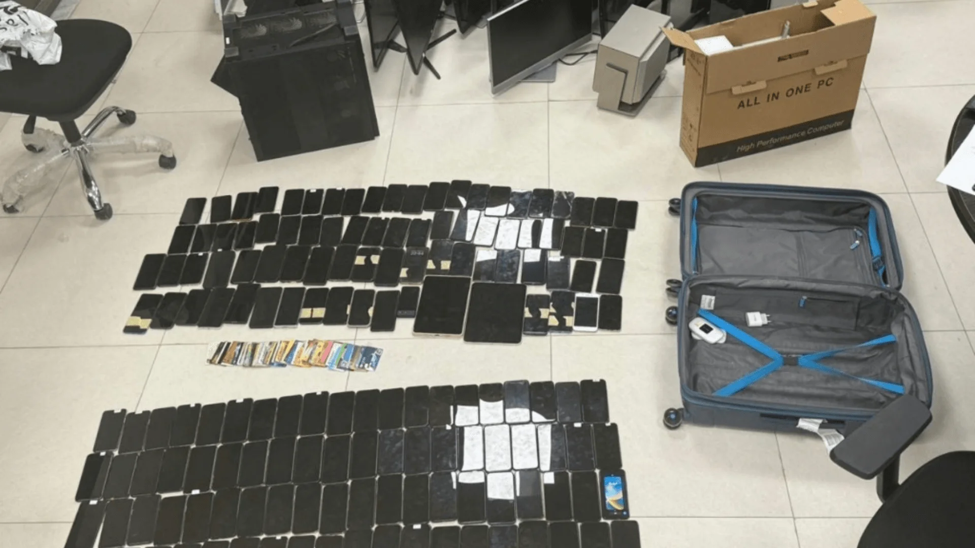 Interpol realiza operação Ramz e prende 201 suspeitos de golpes online no Oriente Médio e Norte da África