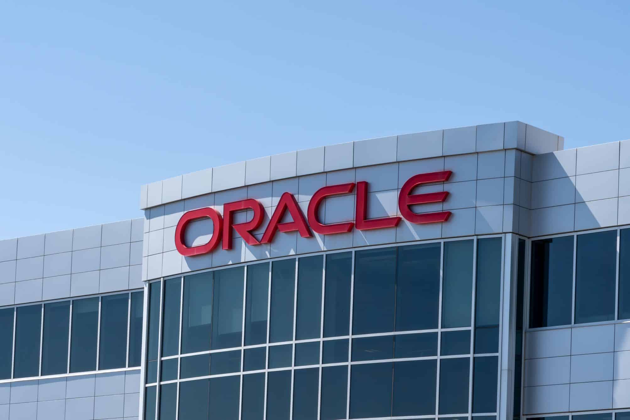 Falha crítica em PeopleSoft da Oracle é explorada e expõe dados de mais de 100 organizações